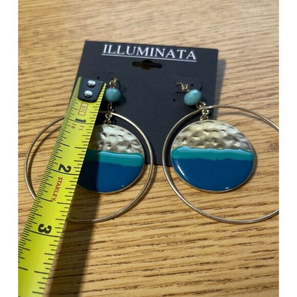 Dangle Hoop Earrings Gold Tone Hardware - Picture 5 of 5